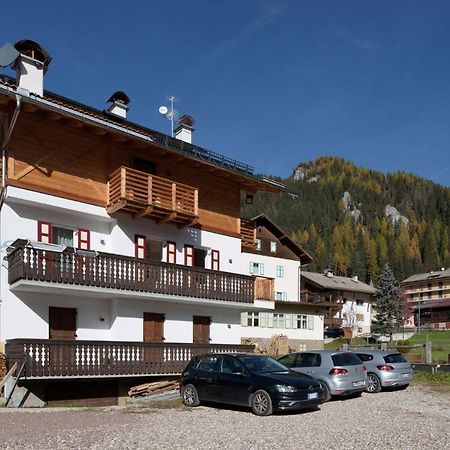 Appartamenti Cesa Soreie By Ama Val Di Fassa Canazei Exterior foto