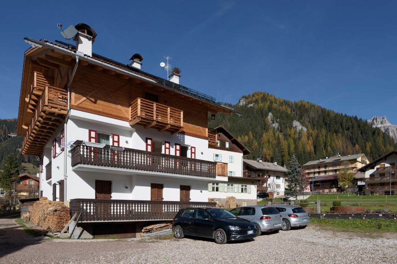 Appartamenti Cesa Soreie By Ama Val Di Fassa Canazei Exterior foto